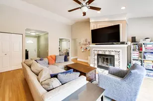 1620 Glacier Pkwy, Algonquin, IL 60102 - Photo 5