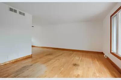 5224 156th Street, Oak Forest, IL 60452 - Photo 7