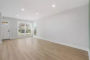 6051 S Normandy Ave, Chicago, IL 60638 - Photo 5