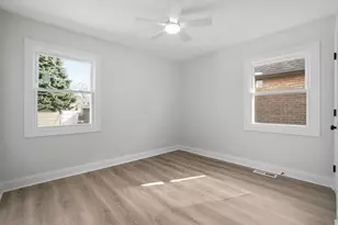 6051 S Normandy Ave, Chicago, IL 60638 - Photo 11