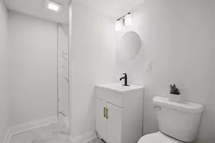 6051 S Normandy Ave, Chicago, IL 60638 - Photo 17