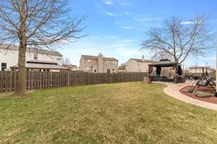 7 Pampas Ct, Bolingbrook, IL 60490 - Photo 33