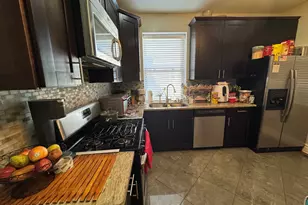 7249 S Calumet Ave, Chicago, IL 60619 - Photo 9