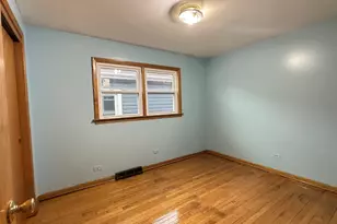 4819 W Winnemac Ave, Chicago, IL 60630 - Photo 5