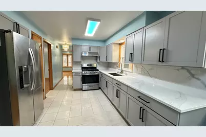 4819 W Winnemac Avenue, Chicago, IL 60630 - Photo 7