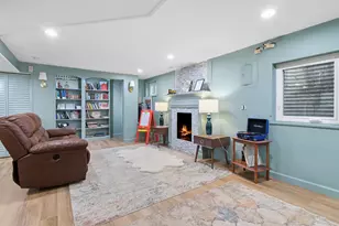 603 Harris Dr, Buffalo Grove, IL 60089 - Photo 15