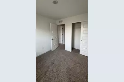 2637 Santa Fe Drive #2637, Pingree Grove, IL 60140 - Photo 15