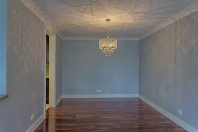 1615 E Central Road #401A, Arlington Heights, IL 60005 - Photo 3