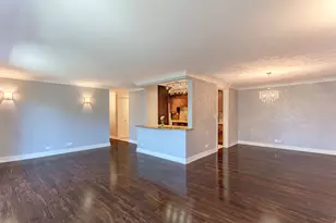 1615 E Central Rd, Arlington Heights, IL 60005 - Photo 3