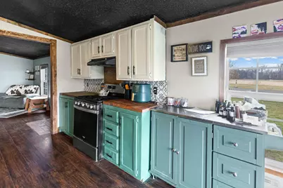 4239 Seven Hills Road, Odin, IL 62870 - Photo 17