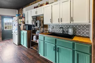 4239 Seven Hills Rd, Odin, IL 62870 - Photo 15