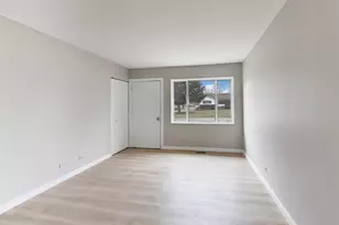 260 Mohave St, Hoffman Estates, IL 60169 - Photo 7