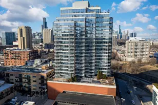 1600 S Prairie Ave, Chicago, IL 60616 - Photo 1