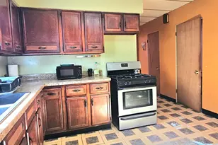 1515 S 57th Ct, Cicero, IL 60804 - Photo 5