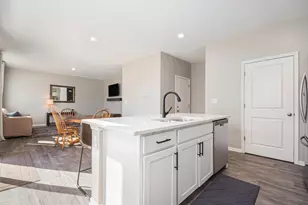 3146 Justice Dr, Yorkville, IL 60560 - Photo 11