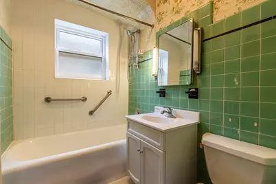 2821 N Menard Avenue, Chicago, IL 60634 - Photo 13