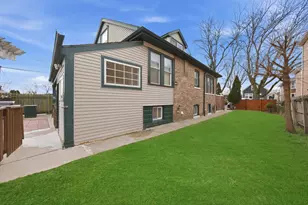 5237 S Fairfield Ave, Chicago, IL 60632 - Photo 3