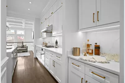 1938 N Ridgeway Avenue, Chicago, IL 60647 - Photo 11