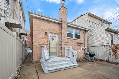 5395 N Northwest Highway, Chicago, IL 60630 - Photo 19