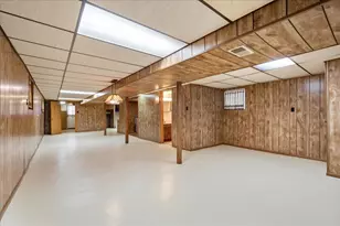 5395 N Northwest Hwy, Chicago, IL 60630 - Photo 15