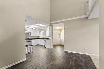 7720 Richardson Lane, Tinley Park, IL 60487 - Photo 9