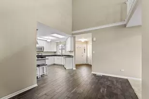 7720 Richardson Ln, Tinley Park, IL 60487 - Photo 9