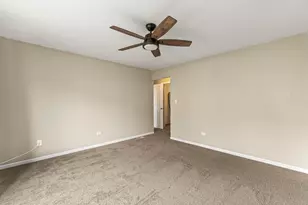 7720 Richardson Ln, Tinley Park, IL 60487 - Photo 15