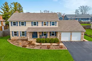 913 N Franklin Ave, Palatine, IL 60067 - Photo 1