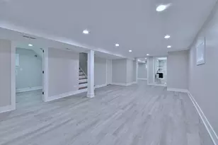 8834 S Albany Ave, Evergreen Park, IL 60805 - Photo 29