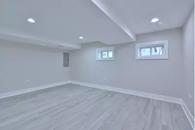 8834 S Albany Avenue, Evergreen Park, IL 60805 - Photo 25