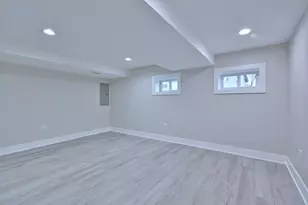 8834 S Albany Ave, Evergreen Park, IL 60805 - Photo 25