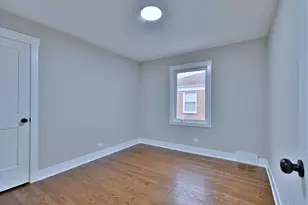 8834 S Albany Ave, Evergreen Park, IL 60805 - Photo 15