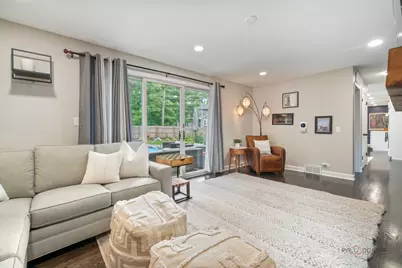 182 Blueberry Road, Libertyville, IL 60048 - Photo 17