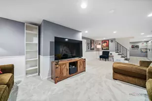 182 Blueberry Rd, Libertyville, IL 60048 - Photo 33