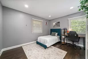 182 Blueberry Rd, Libertyville, IL 60048 - Photo 25