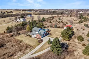 1651 Johnson Rd, Oswego, IL 60543 - Photo 35