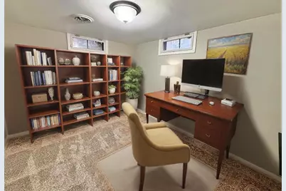 2703 18th Avenue, Rockford, IL 61108 - Photo 35