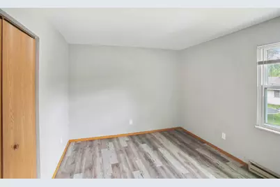 405 E Reed Street #9, Braidwood, IL 60408 - Photo 7