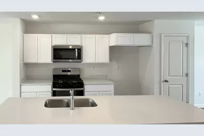 6550 Linden Trail #A, Wonder Lake, IL 60097 - Photo 7