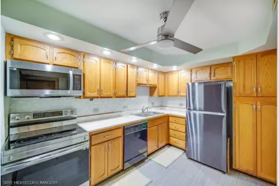 18315 Burnham Avenue #204, Lansing, IL 60438 - Photo 5