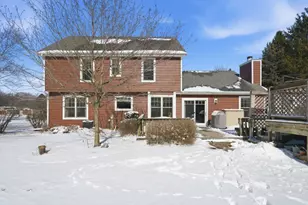 11N215 Capulet Cir, Elgin, IL 60124 - Photo 25