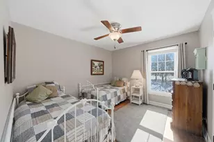 11N215 Capulet Cir, Elgin, IL 60124 - Photo 19