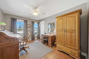 11N215 Capulet Cir, Elgin, IL 60124 - Photo 21