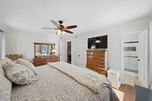 11N215 Capulet Cir, Elgin, IL 60124 - Photo 15