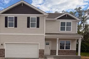 6565 Walnut Ct, Wonder Lake, IL 60097 - Photo 1