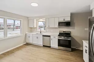 172 Strieff Ave, Chicago Heights, IL 60411 - Photo 3