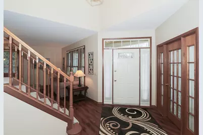 1437 Willow Tree Drive, Crystal Lake, IL 60014 - Photo 3