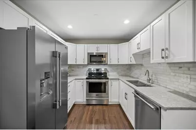 3030 Pheasant Creek Drive #402, Northbrook, IL 60062 - Photo 9