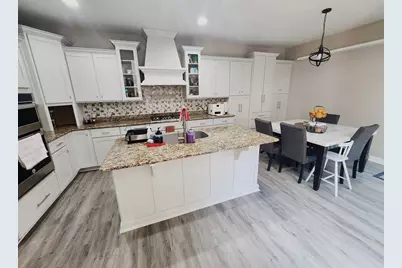 347 Arbor Glen Boulevard, Schaumburg, IL 60195 - Photo 9