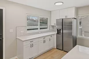 323 Mark Ave, Glendale Heights, IL 60139 - Photo 7